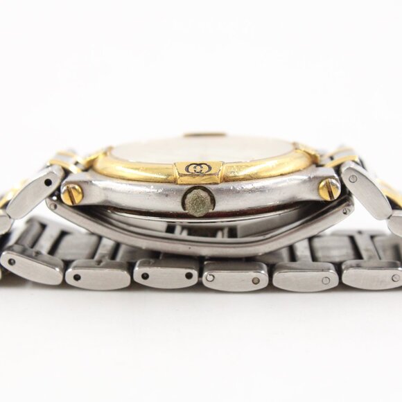 Pre-Loved Vintage Gucci 9000M 25mm Silver & Gold-Tone Wristwatch Quartz Movement - Picture 7 of 9